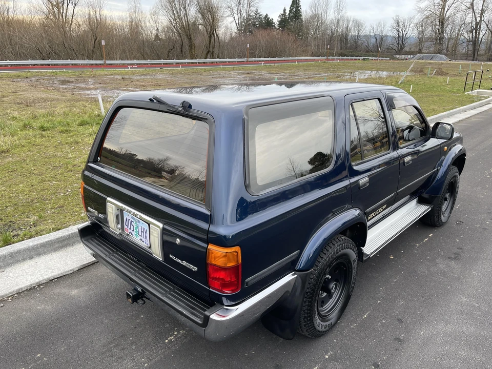 1994 Toyota Hilux 5th Gen - Image 15 of 31