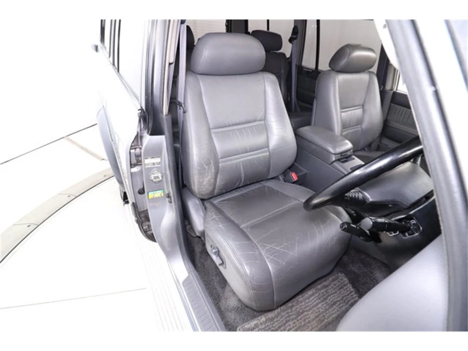 1994 Toyota J80 Land Cruiser - Image 19 of 31