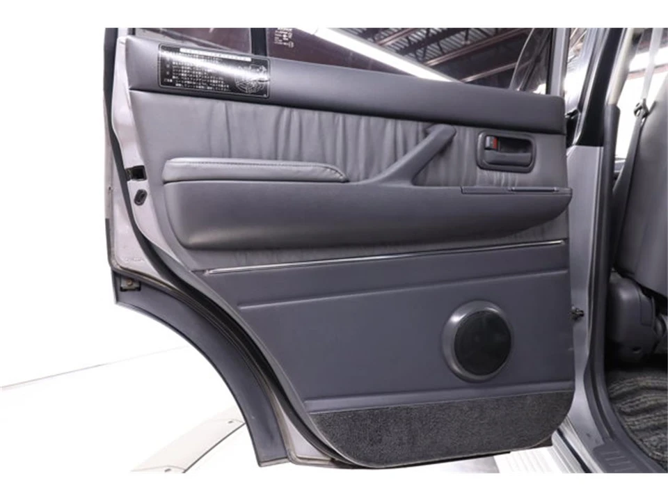 1994 Toyota J80 Land Cruiser - Image 25 of 31