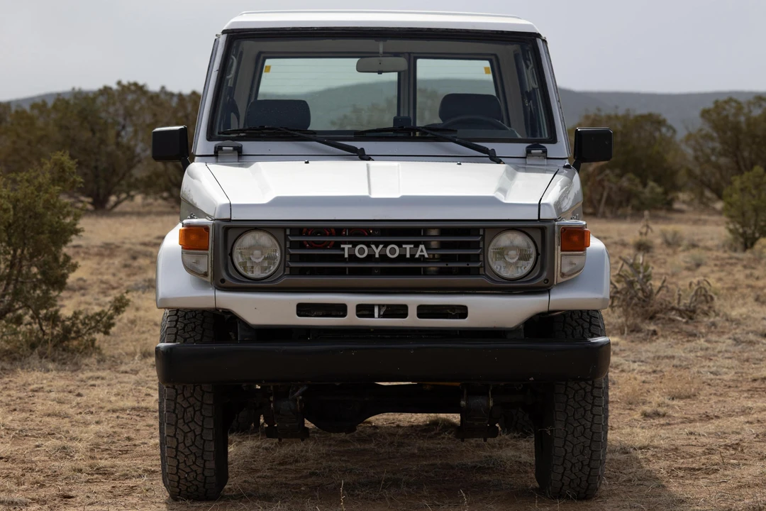 1994 Toyota J70 Land Cruiser - Image 2 of 31
