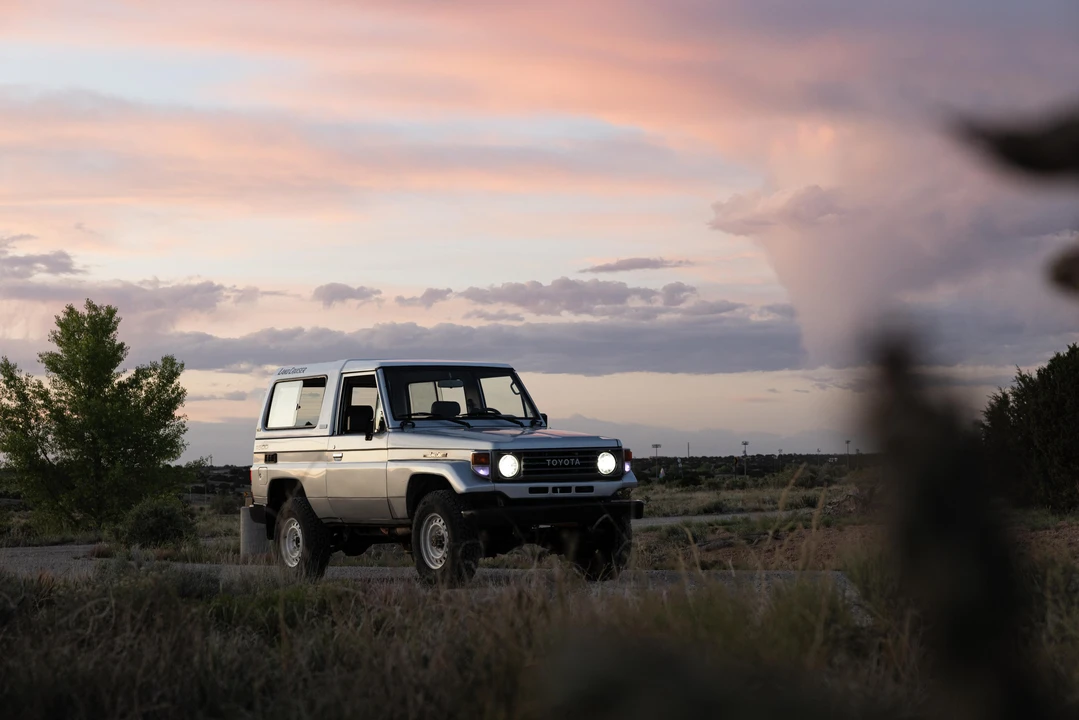 1994 Toyota J70 Land Cruiser - Image 12 of 31