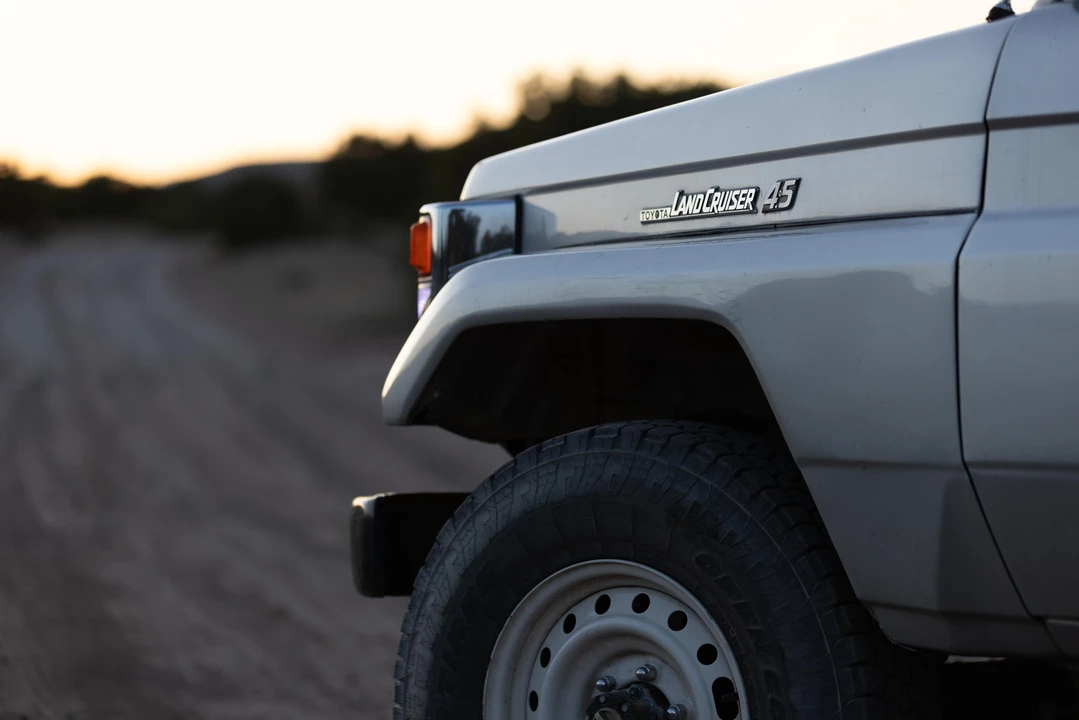 1994 Toyota J70 Land Cruiser - Image 21 of 31