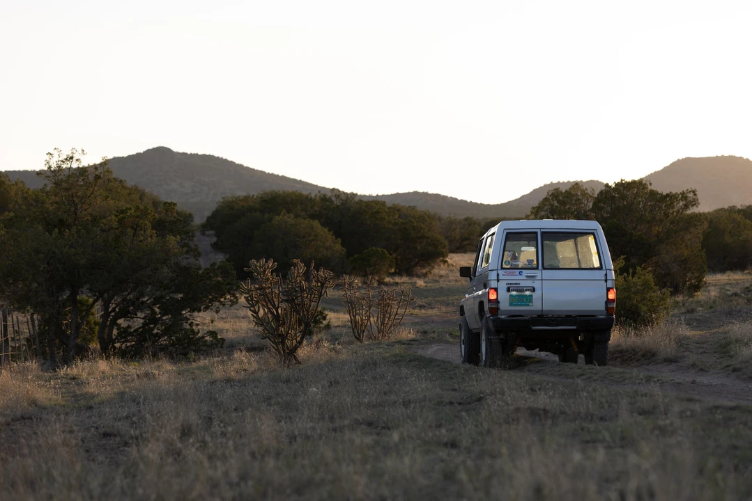 1994 Toyota J70 Land Cruiser - Image 10 of 31