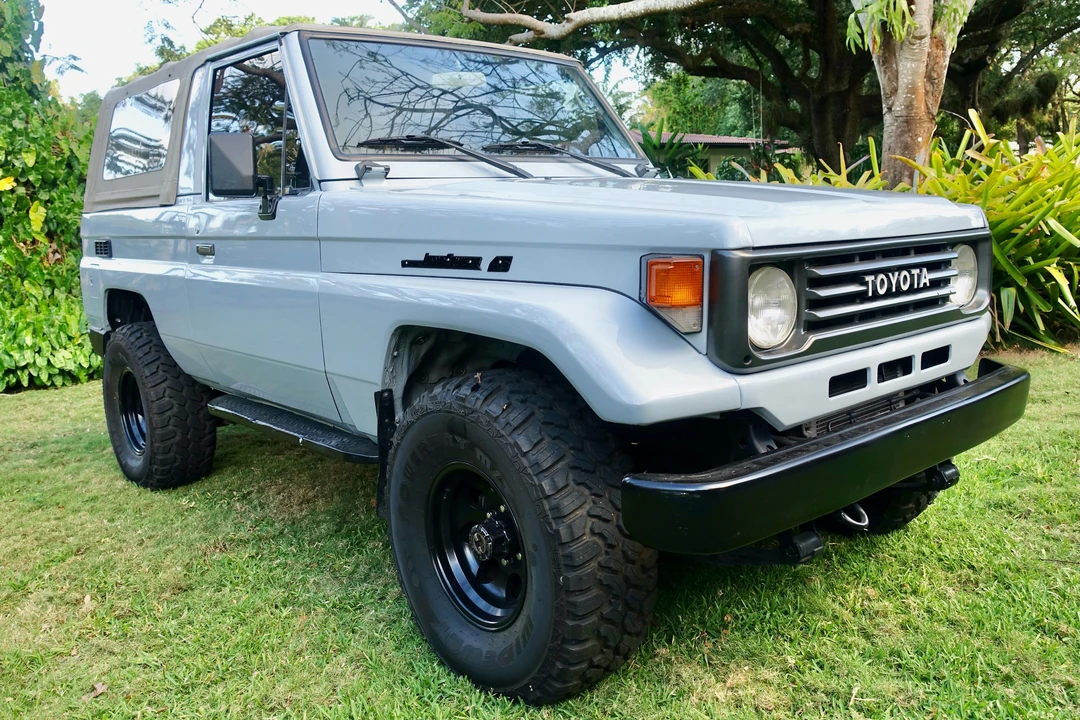 1994 Toyota J70 Land Cruiser - Image 22 of 31