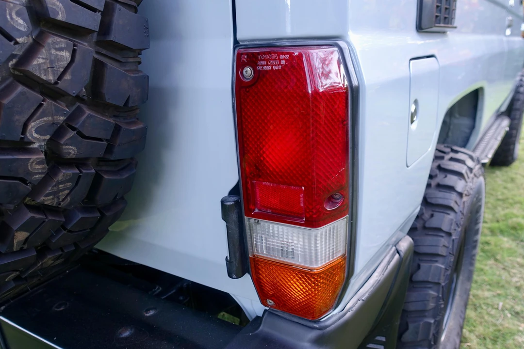 1994 Toyota J70 Land Cruiser - Image 31 of 31