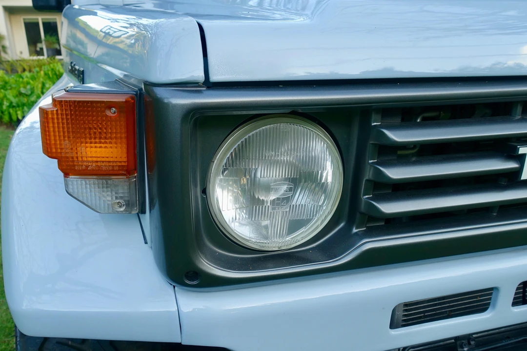 1994 Toyota J70 Land Cruiser - Image 23 of 31