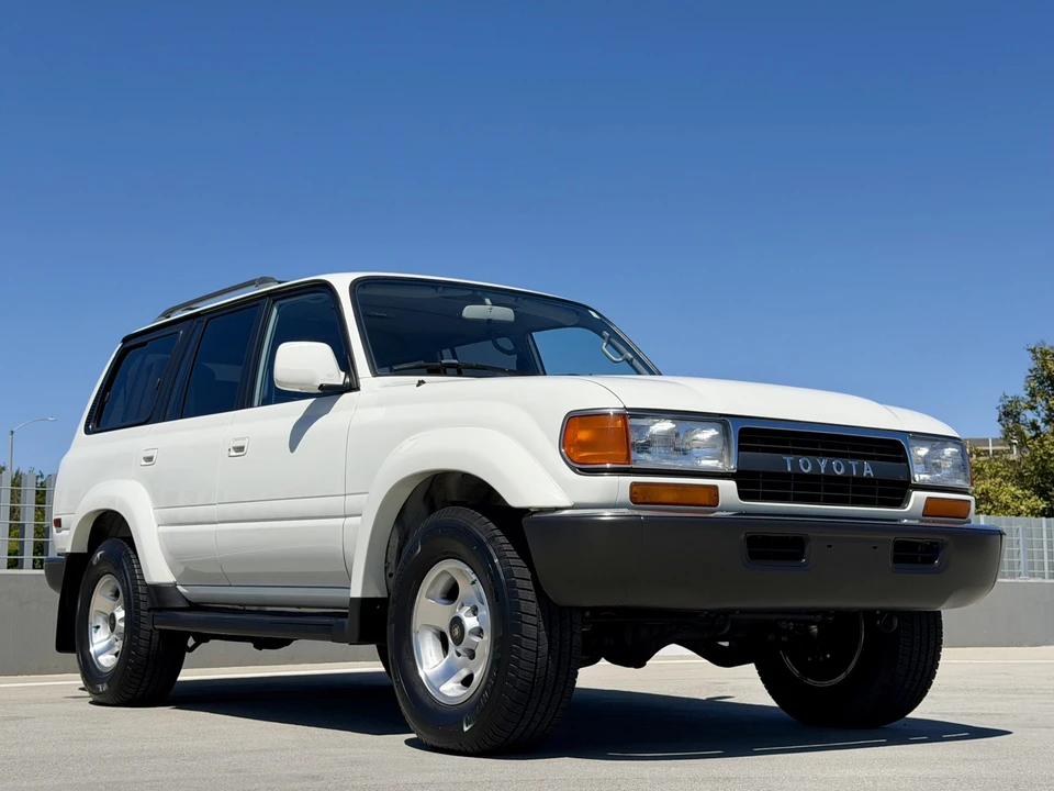 1994 Toyota J80 Land Cruiser - Image 9 of 31