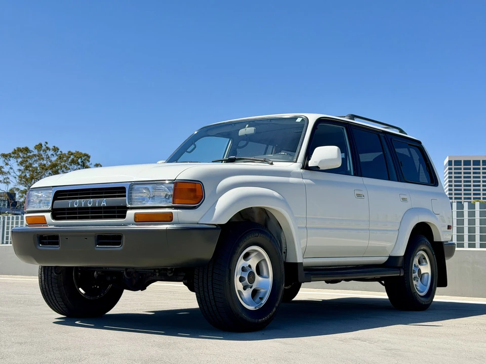 1994 Toyota J80 Land Cruiser - Image 2 of 31