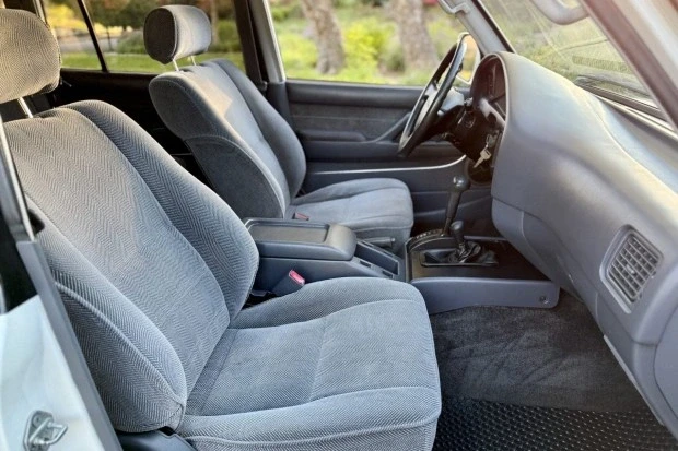 1994 Toyota J80 Land Cruiser - Image 4 of 7