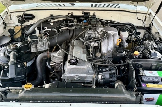 1994 Toyota J80 Land Cruiser - Image 6 of 7