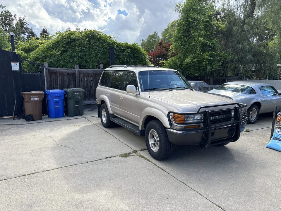 1994 Toyota J80 Land Cruiser - Image 13 of 31