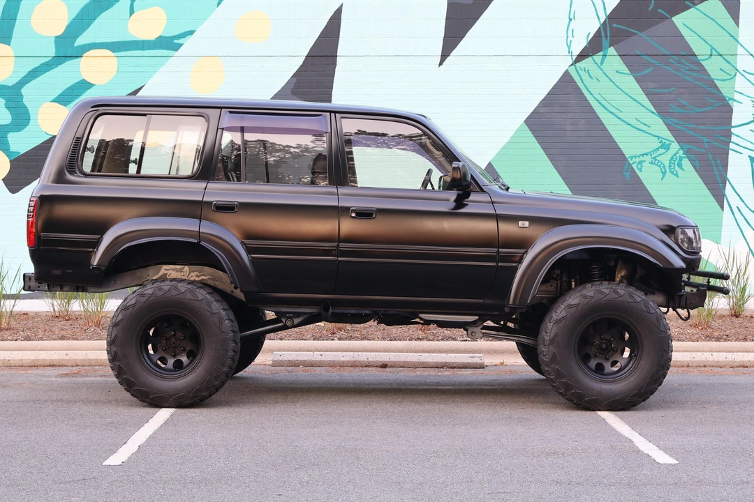 1994 Toyota J80 Land Cruiser - Image 3 of 5