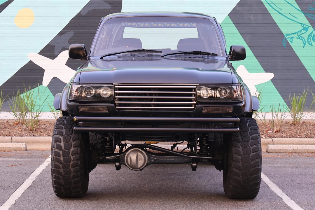1994 Toyota J80 Land Cruiser - Image 2 of 5