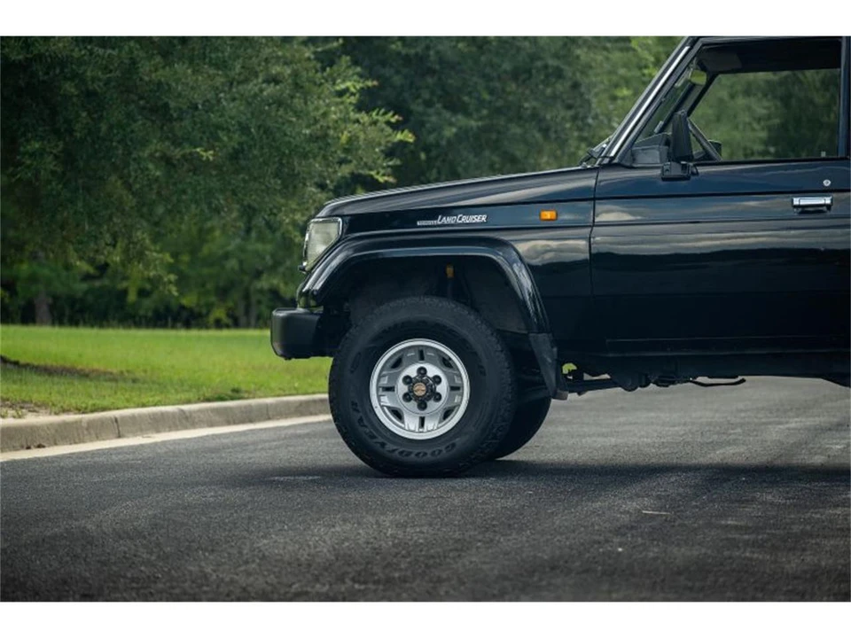 1994 Toyota J80 Land Cruiser - Image 20 of 31