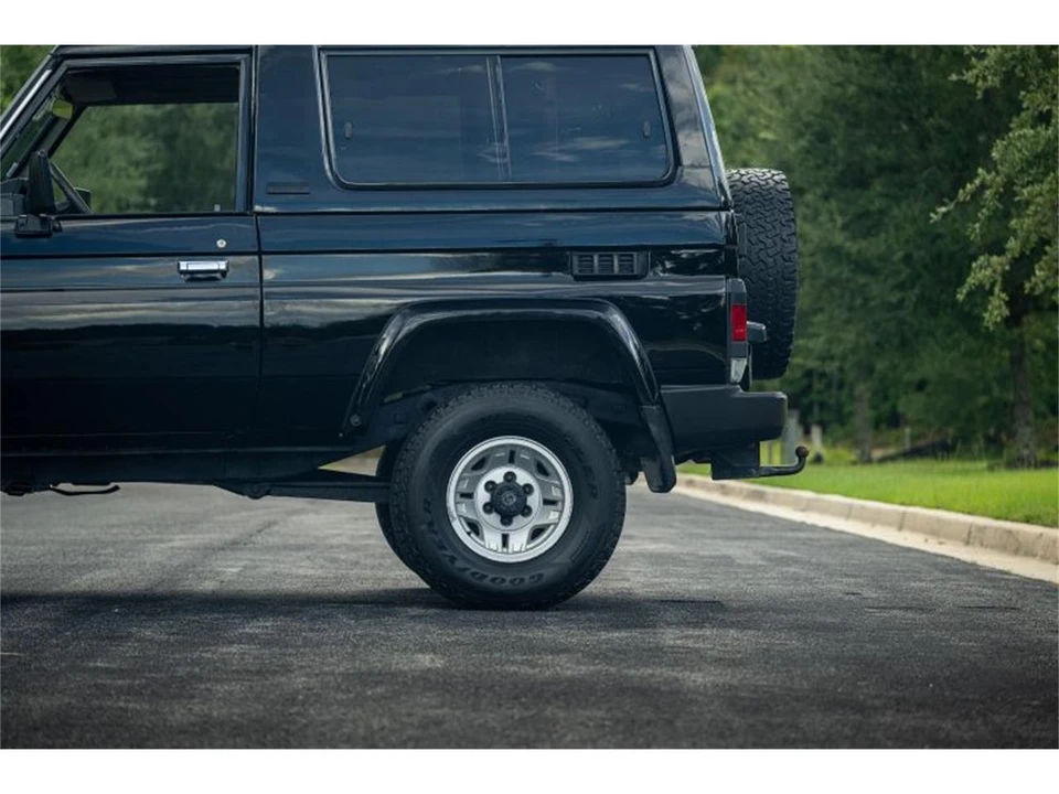1994 Toyota J80 Land Cruiser - Image 21 of 31