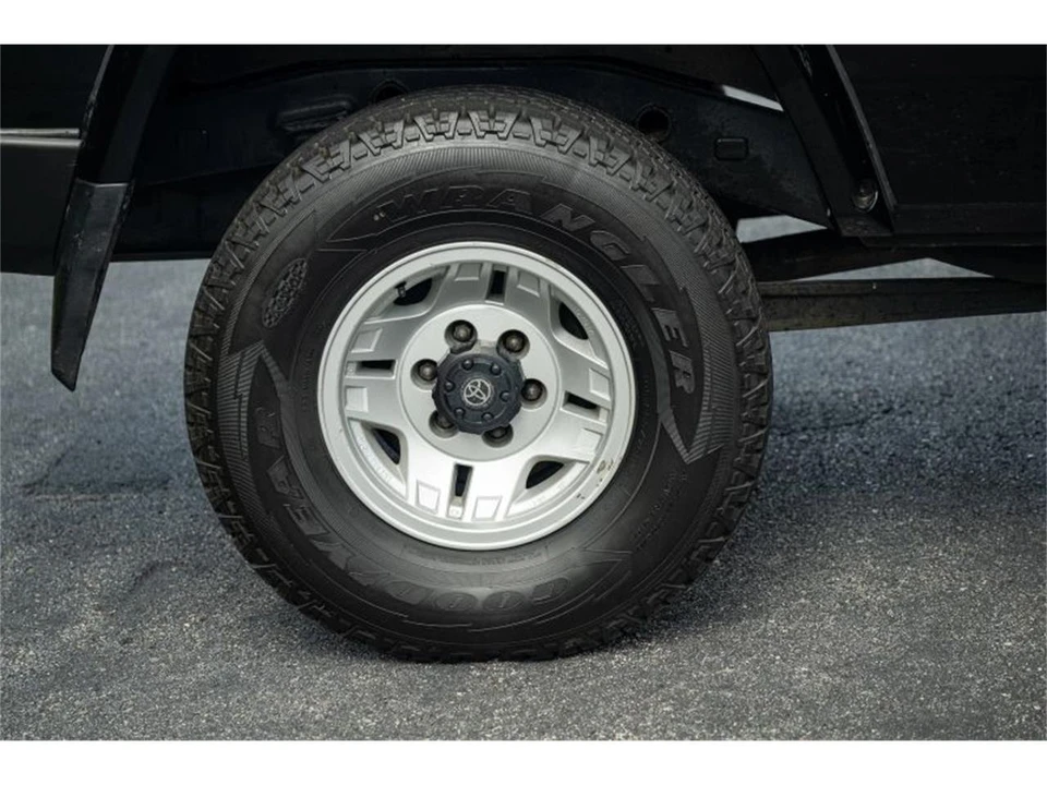 1994 Toyota J80 Land Cruiser - Image 30 of 31