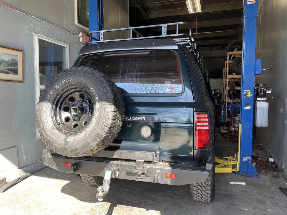 1994 Toyota J80 Land Cruiser - Image 12 of 31