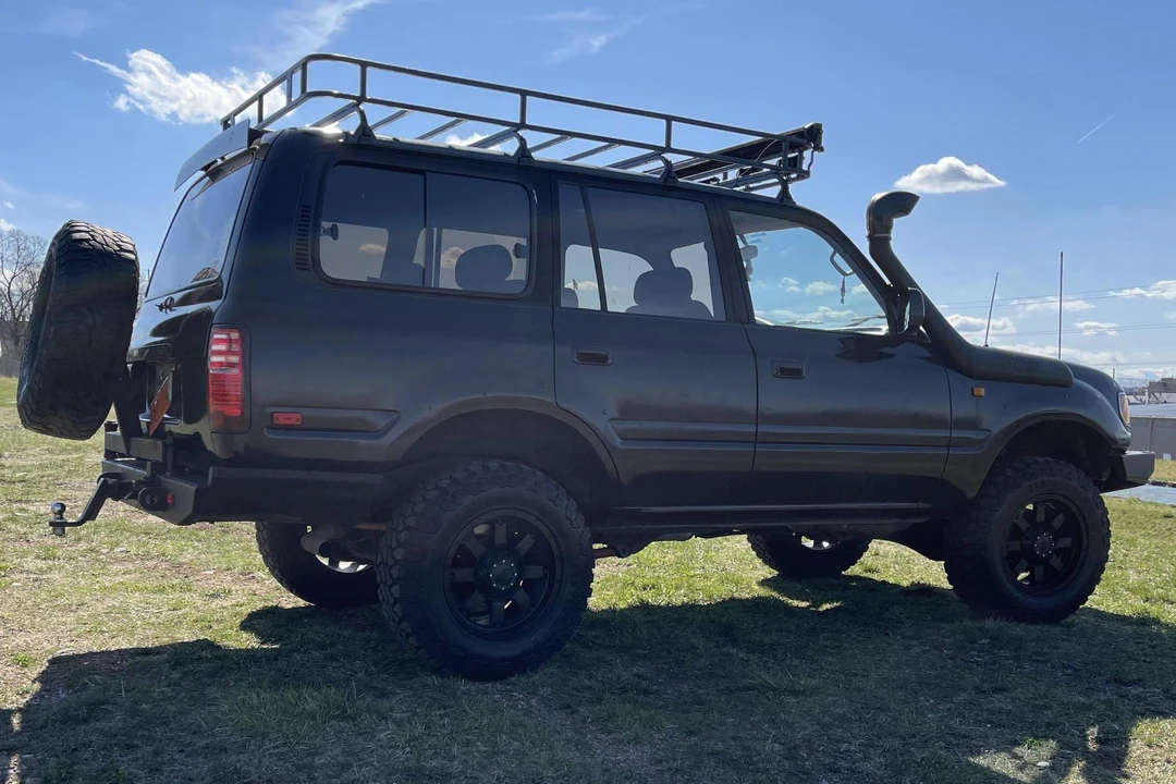 1994 Toyota J80 Land Cruiser - Image 3 of 31