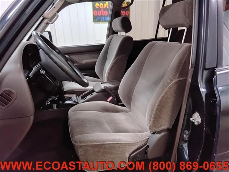 1994 Toyota J80 Land Cruiser - Image 10 of 19