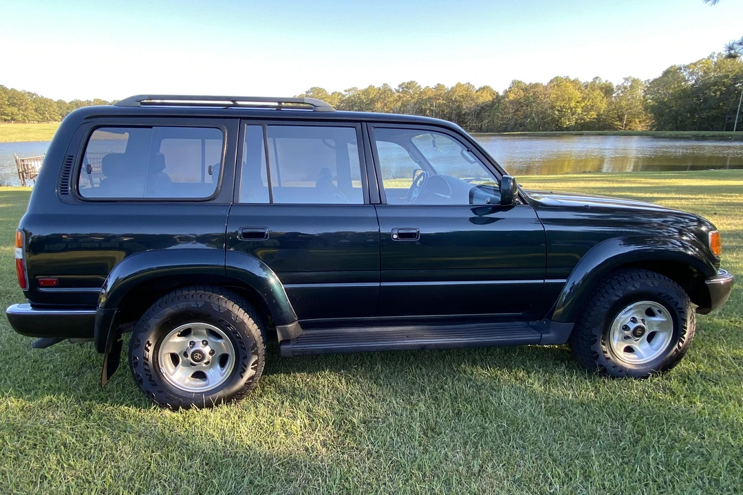 1994 Toyota J80 Land Cruiser - Image 10 of 11