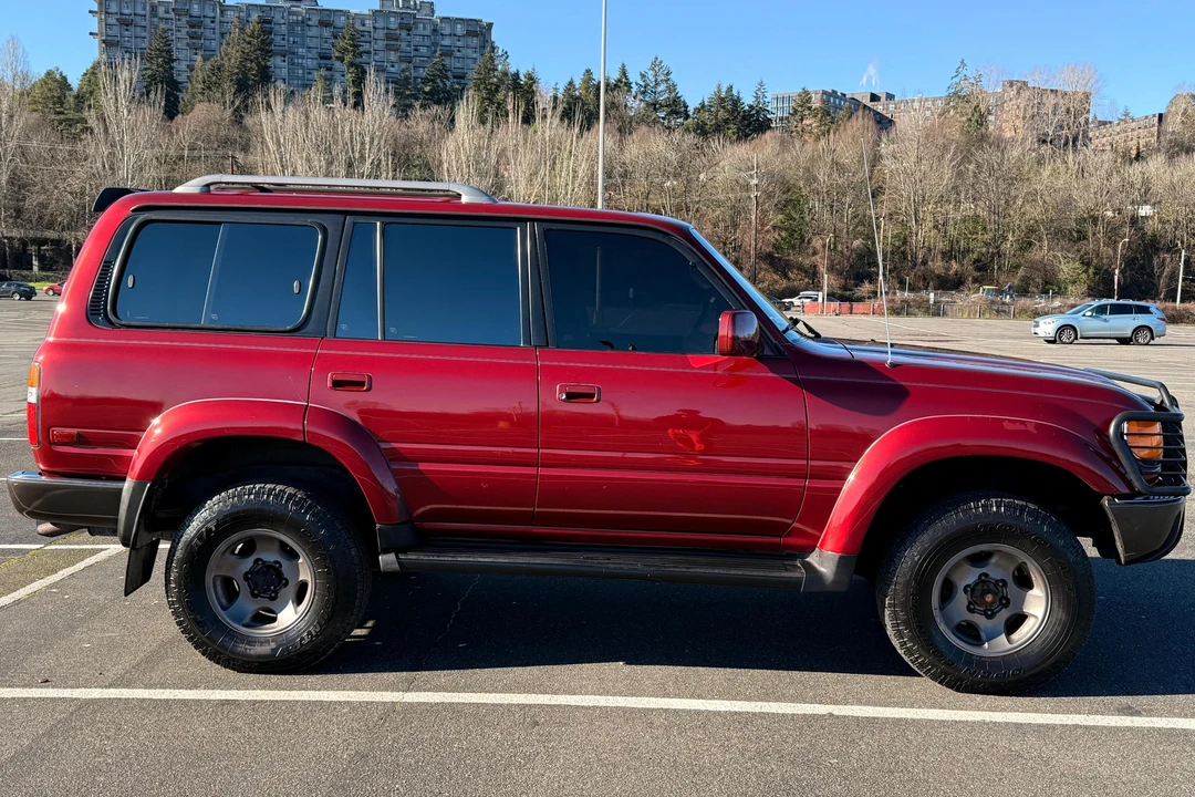 1994 Toyota J80 Land Cruiser - Image 3 of 31