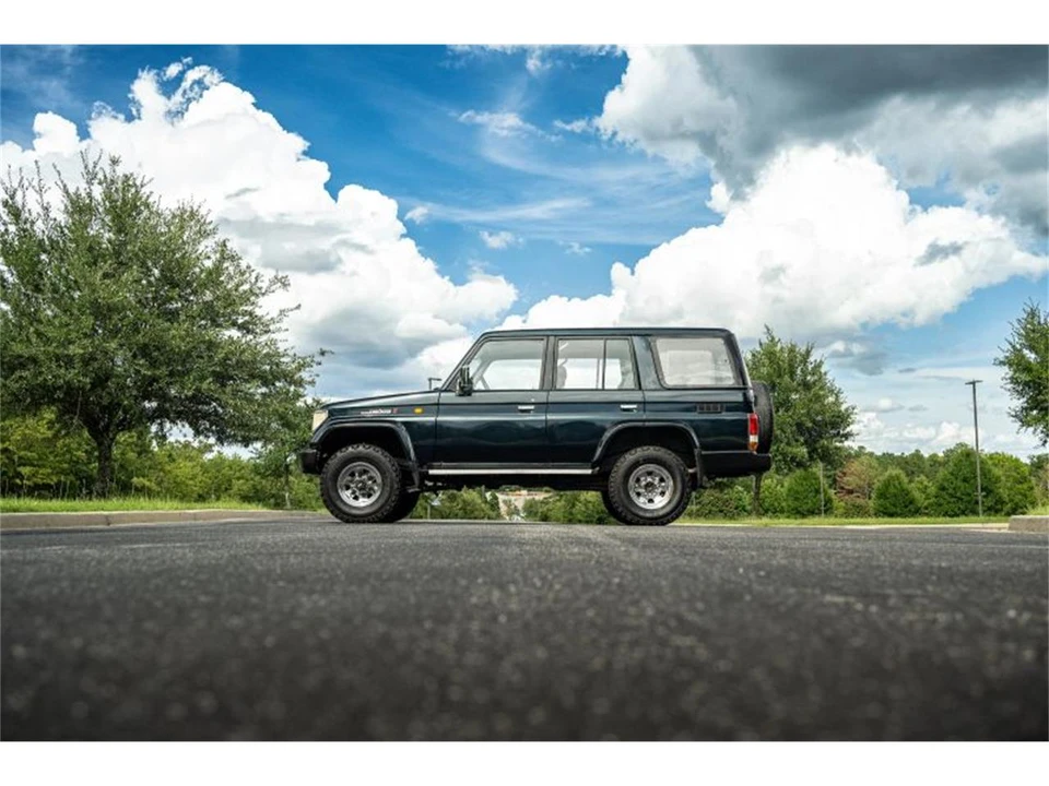 1994 Toyota J80 Land Cruiser - Image 9 of 31