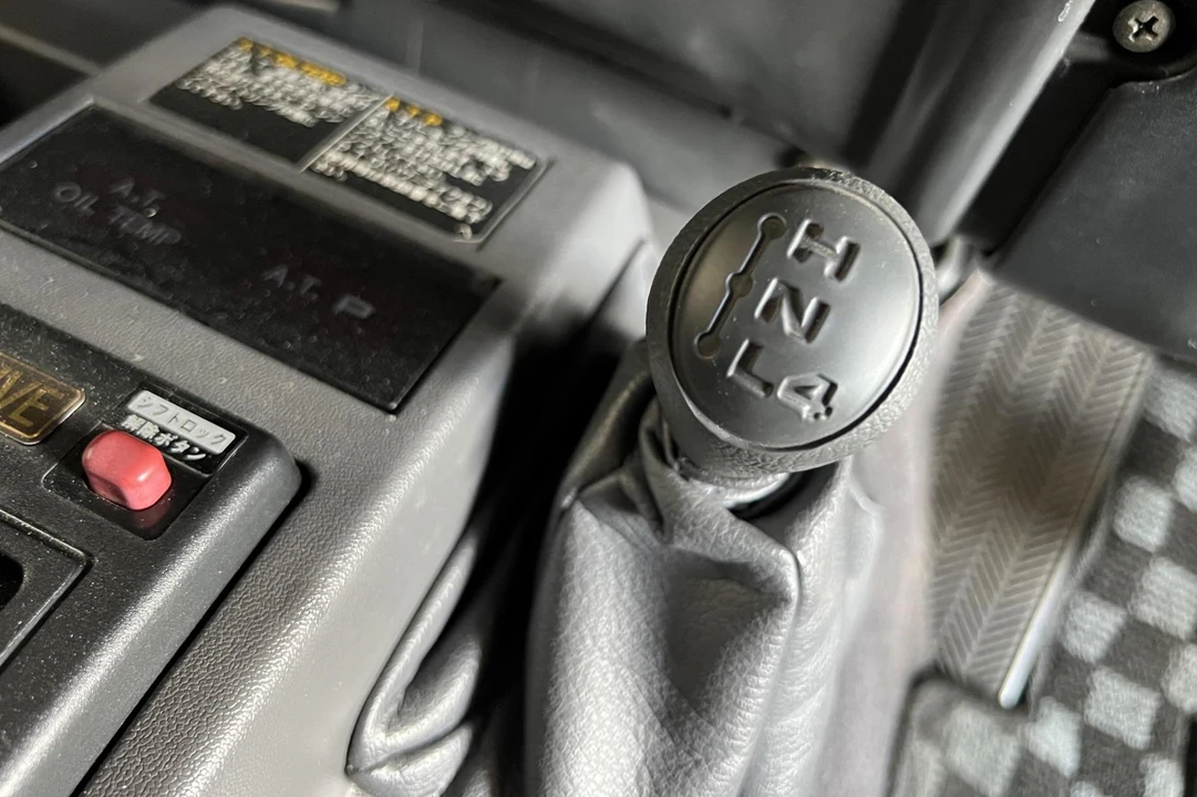 1994 Toyota J70 Land Cruiser Prado - Image 24 of 31
