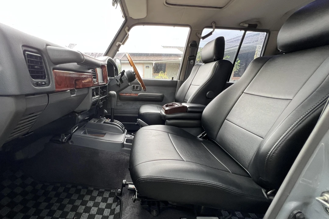 1994 Toyota J70 Land Cruiser Prado - Image 23 of 31