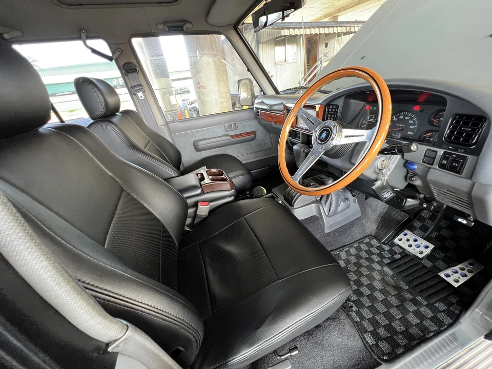 1994 Toyota J70 Land Cruiser Prado - Image 28 of 31