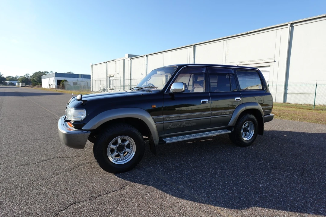 1994 Toyota J80 Land Cruiser - Image 14 of 19