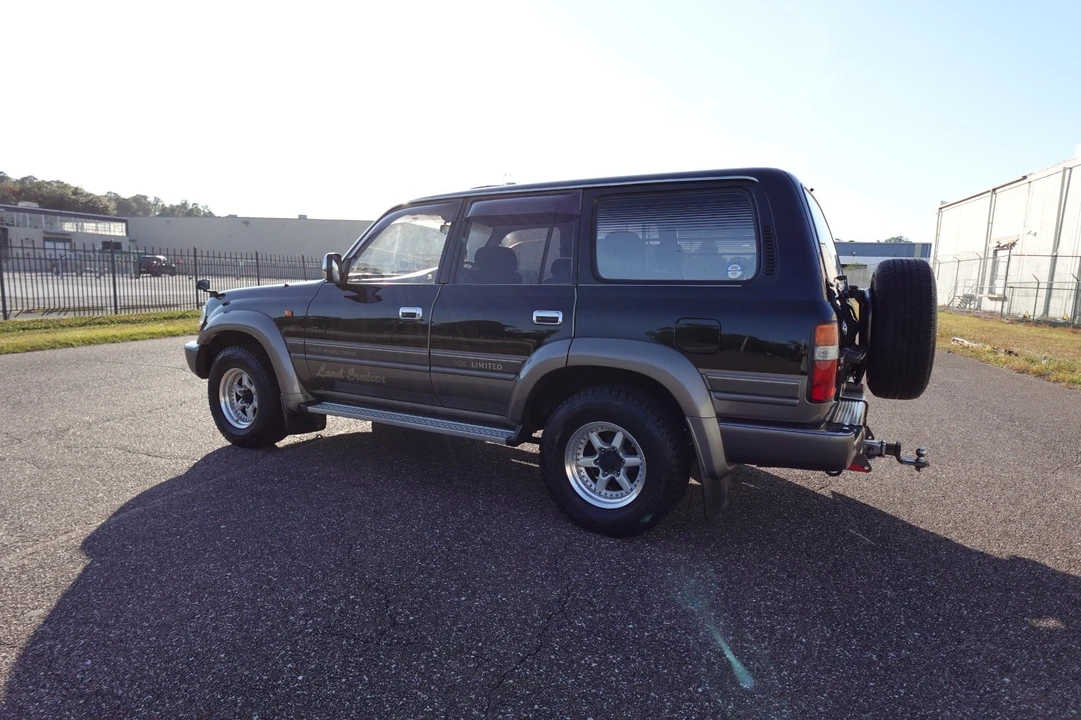 1994 Toyota J80 Land Cruiser - Image 11 of 19