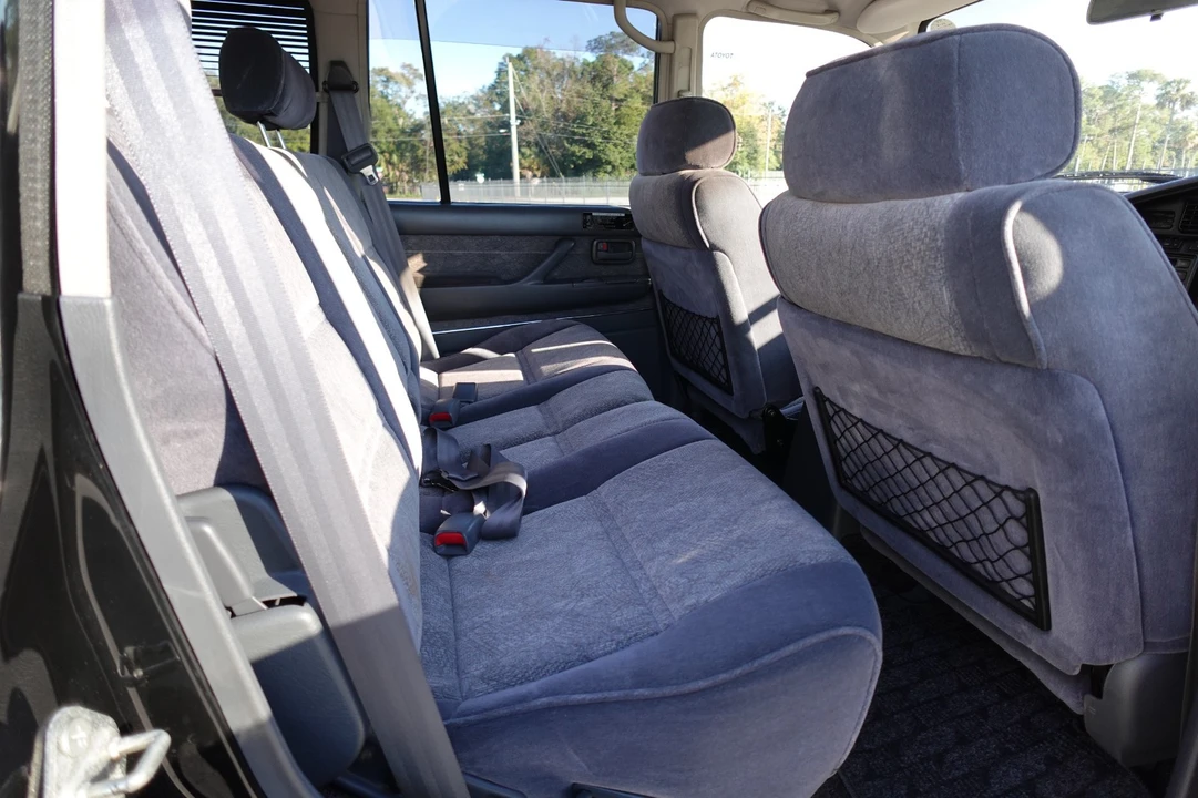 1994 Toyota J80 Land Cruiser - Image 17 of 19