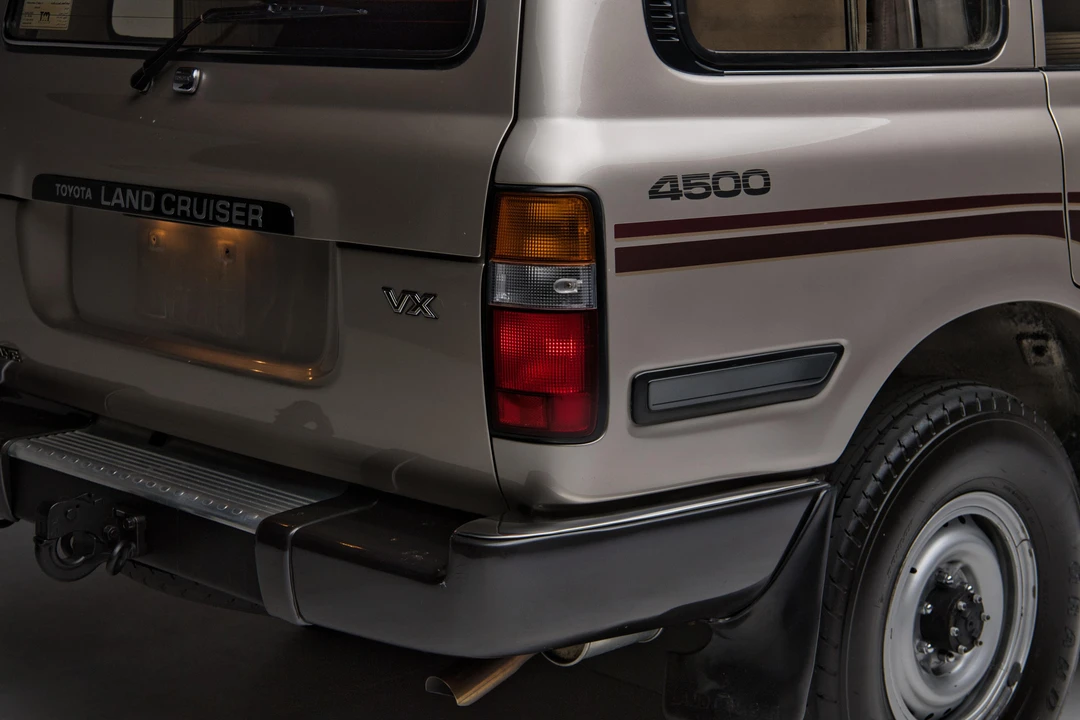 1994 Toyota J80 Land Cruiser - Image 25 of 31