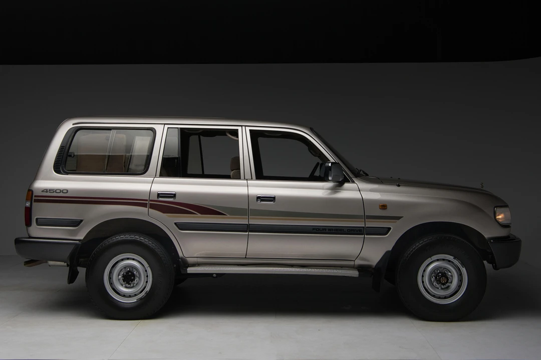 1994 Toyota J80 Land Cruiser - Image 12 of 31