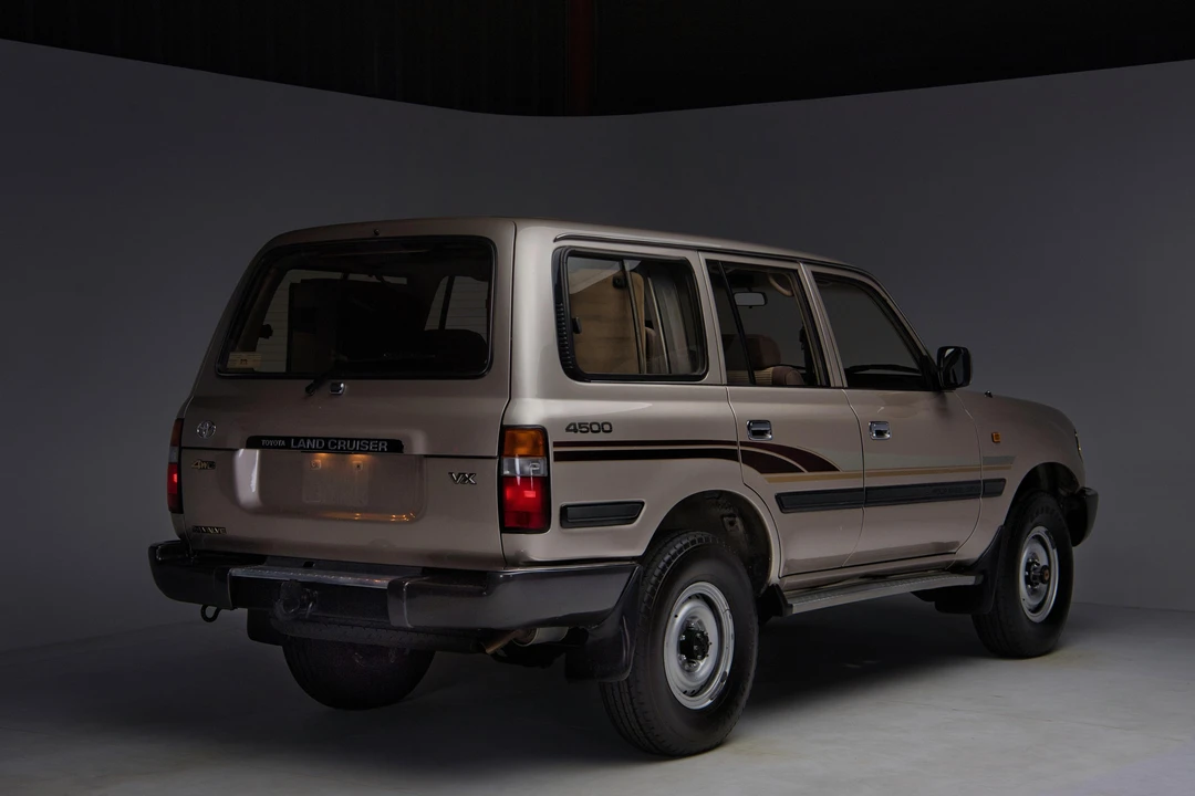 1994 Toyota J80 Land Cruiser - Image 11 of 31