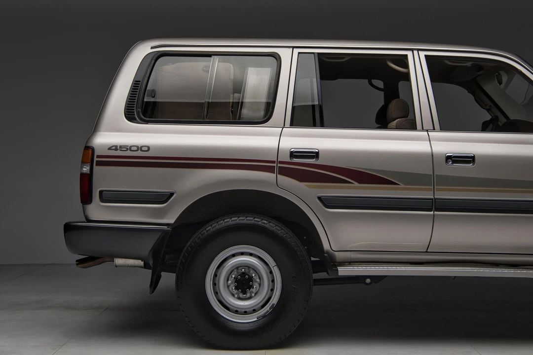 1994 Toyota J80 Land Cruiser - Image 26 of 31