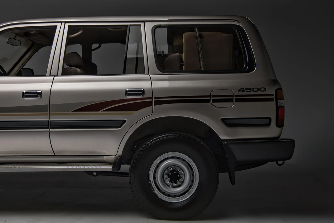1994 Toyota J80 Land Cruiser - Image 17 of 31