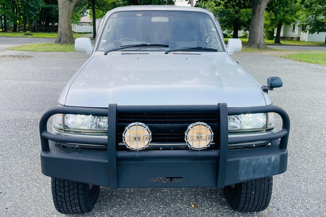 1994 Toyota J80 Land Cruiser - Image 2 of 31