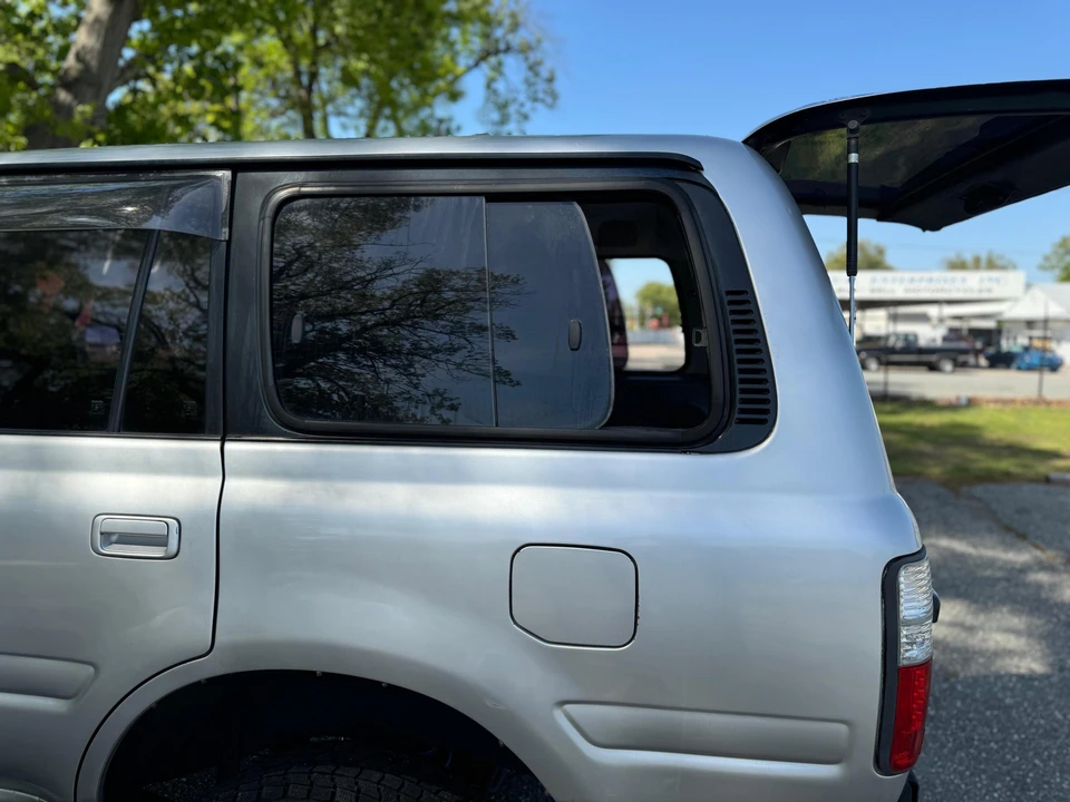 1994 Toyota J80 Land Cruiser - Image 21 of 31