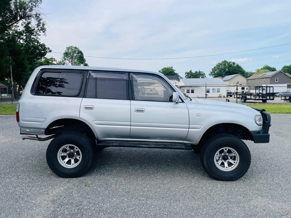 1994 Toyota J80 Land Cruiser - Image 13 of 31