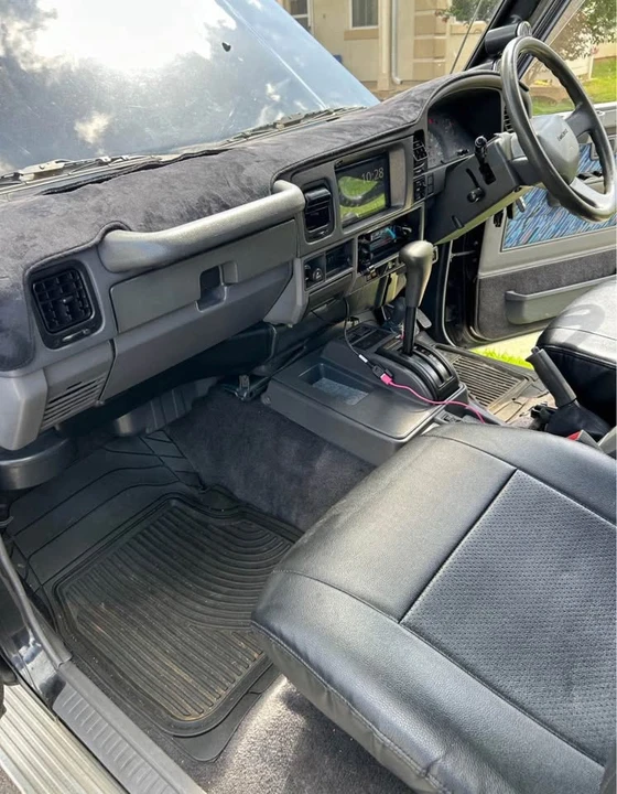 1994 Toyota J70 Land Cruiser Prado - Image 3 of 12