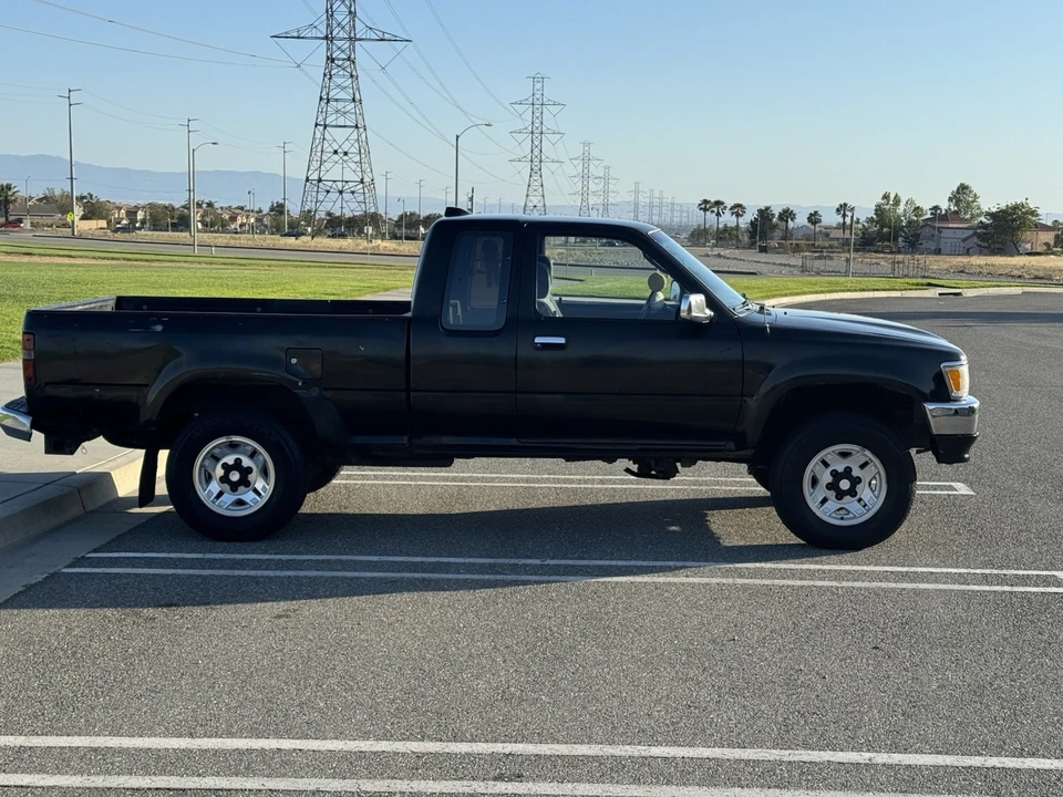 1994 Toyota T100 - Image 5 of 24