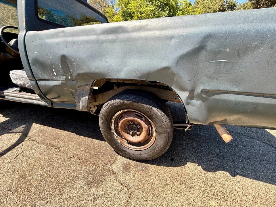 1994 Toyota Hilux 5th Gen - Image 7 of 20