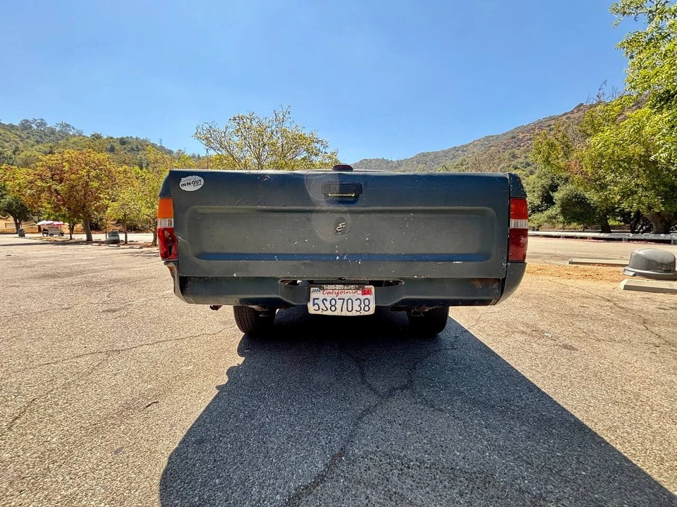 1994 Toyota Hilux 5th Gen - Image 16 of 20