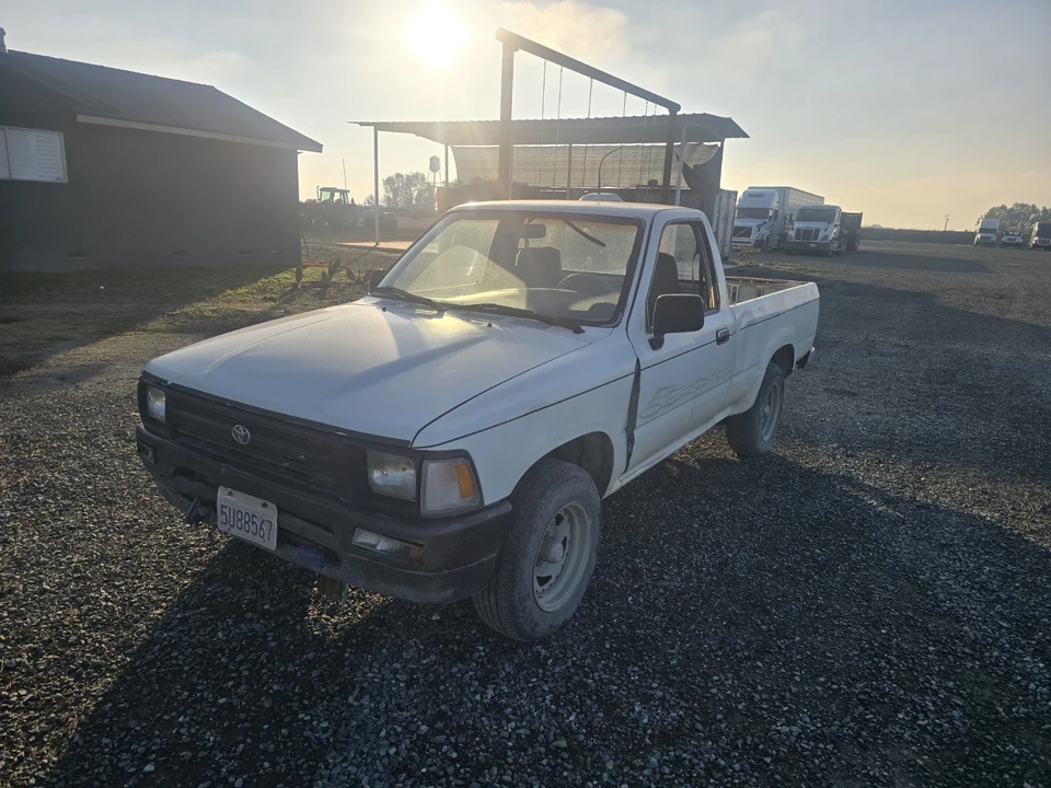 1994 Toyota T100 - Image 6 of 15