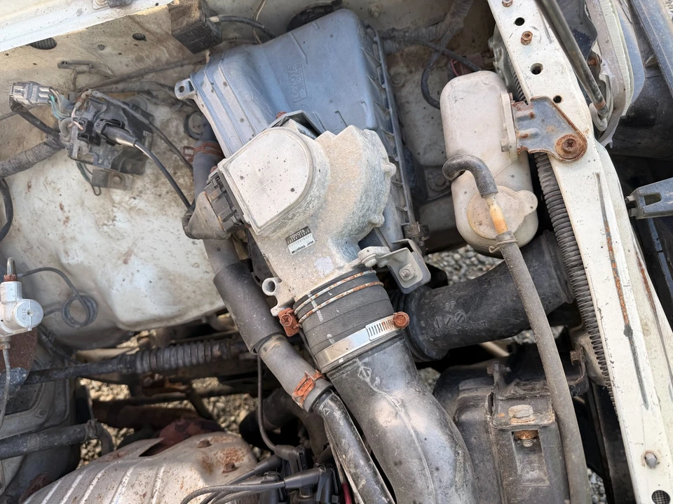 1994 Toyota T100 - Image 9 of 15