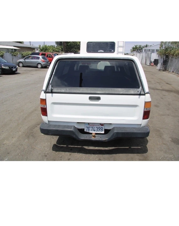 1994 Toyota Hilux 5th Gen - Image 2 of 8