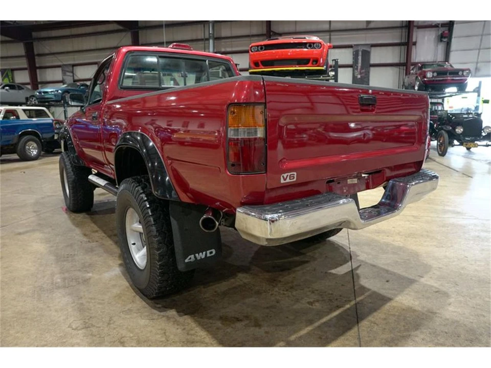1994 Toyota Hilux 5th Gen - Image 6 of 31