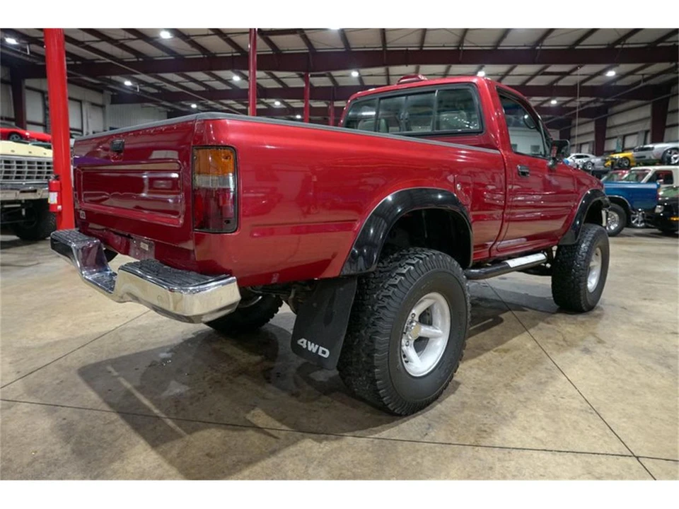 1994 Toyota Hilux 5th Gen - Image 8 of 31
