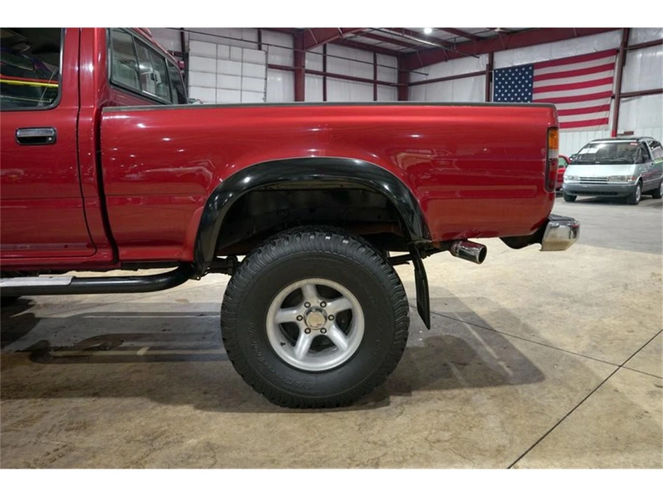 1994 Toyota Hilux 5th Gen - Image 5 of 31